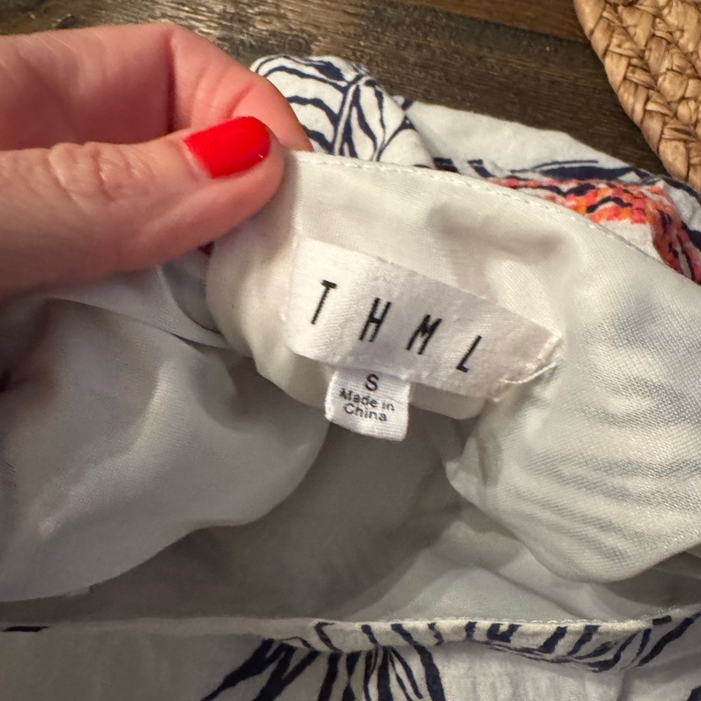 T H M L white navy print shift dress contrasting embroidered flutter sleeves - Picture 5 of 12